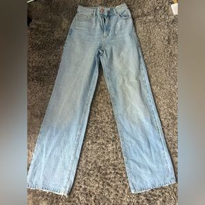 High rise light wash denim jeans!